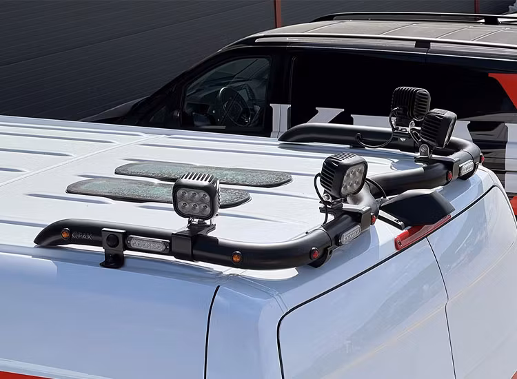 T-RACK bakre takbåge Mercedes Sprinter H2 18+ med takmonterad kamera