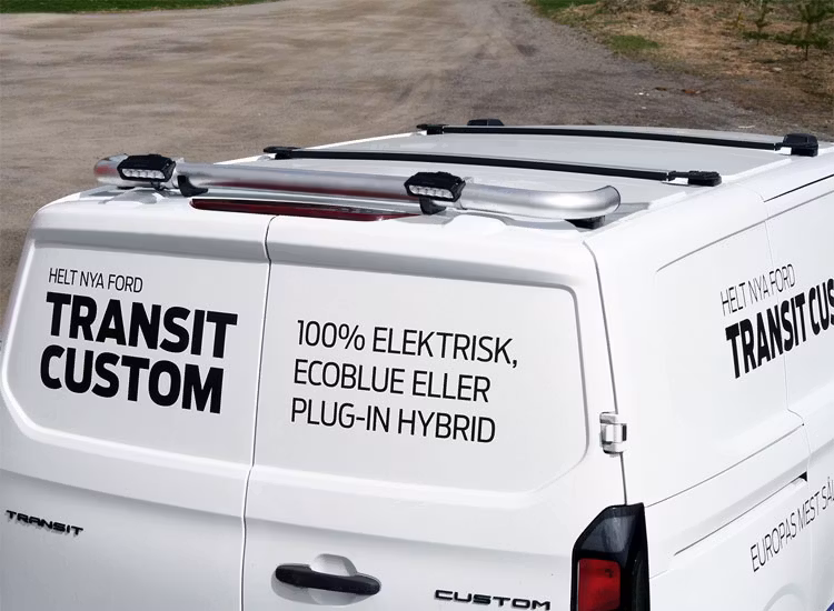 T-RACK Ford Transit Custom med original takräcke 24- bakre takbåge