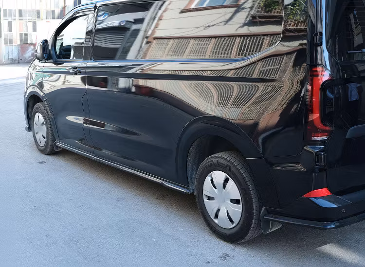 Skärmbreddare mattsvarta VW Transporter T6.1