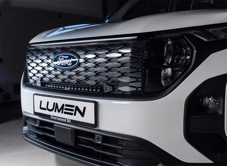 Lumen grillkit CS20 Slim Ford E-Transit Courier 2024+