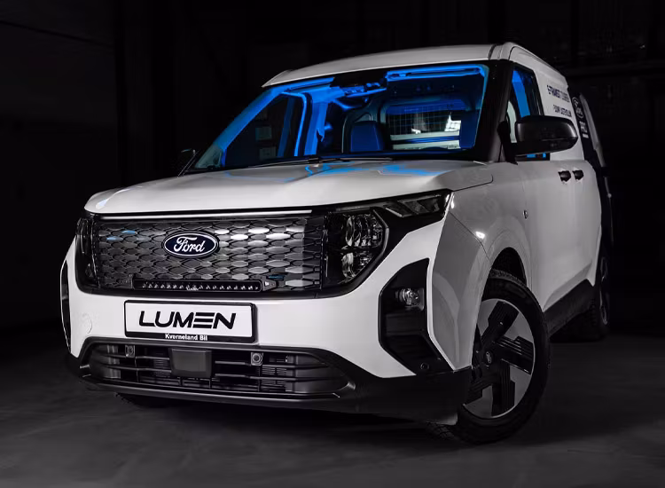 Lumen grillkit CS20 Slim Ford E-Transit Courier 2024+