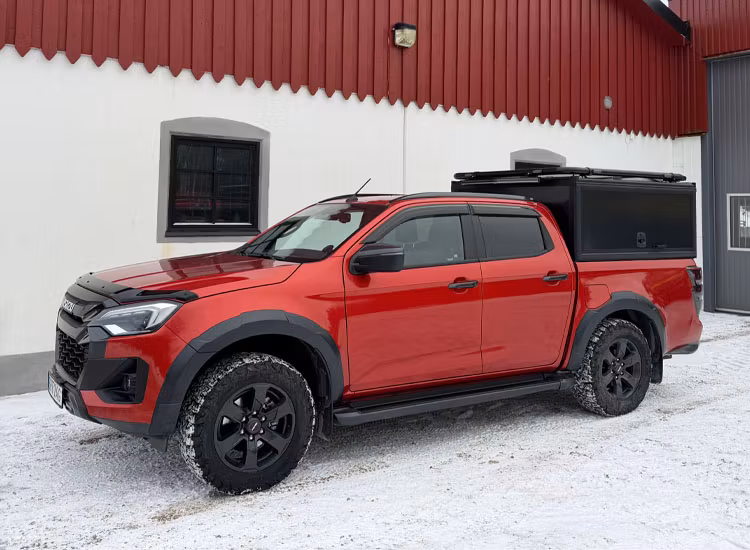 Pedders höjningssats HD 300kg+ 40mm Isuzu D-Max 2020+ Före höjningen