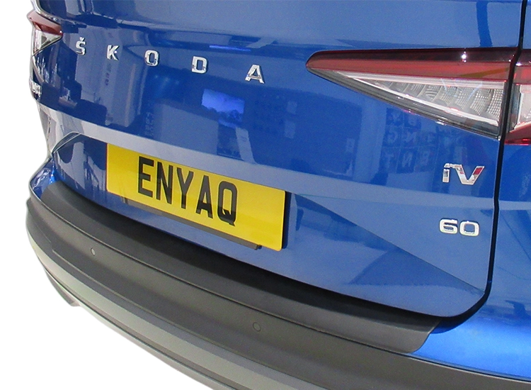 Stötfångarskydd svart Skoda Enyaq IV 2021+