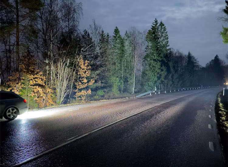 Supervision Edge backljuspaket 32W med backljuskablage