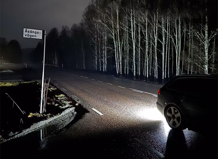 Supervision Edge backljuspaket 32W med backljuskablage