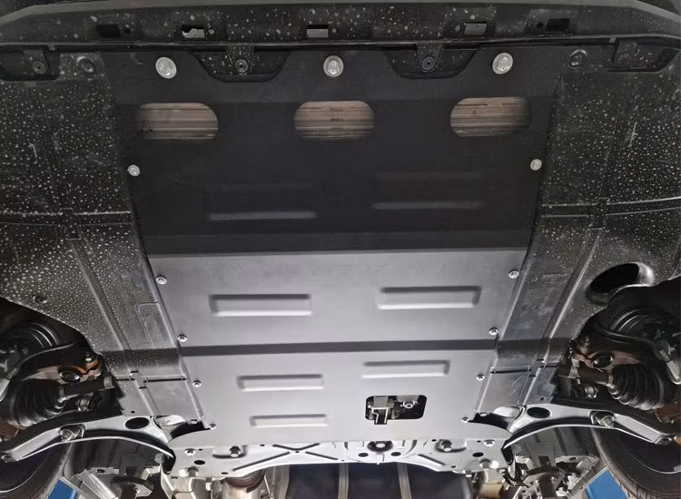 Hasplåt motor / växellåda / kylare 2,5mm aluminium Fiat Ducato 2016+