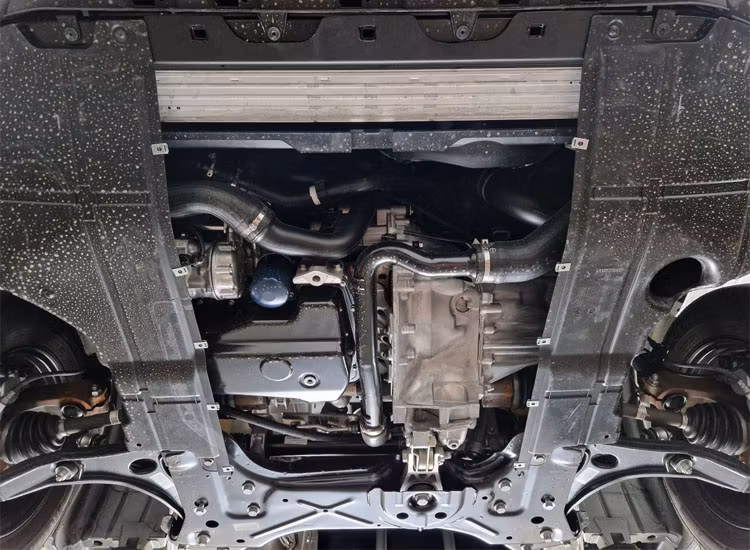 Hasplåt motor / växellåda / kylare 2,5mm aluminium Fiat Ducato 2016+