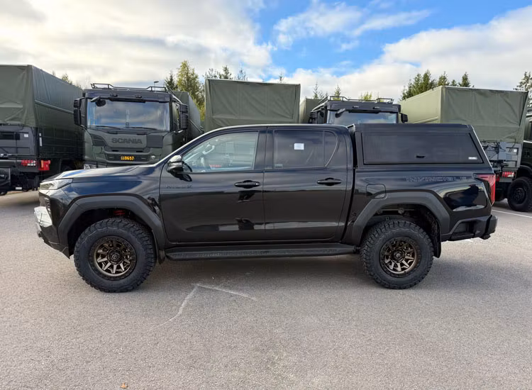 Rival Hardtop flakkåpa aluminium Toyota Hilux D/C 2027+