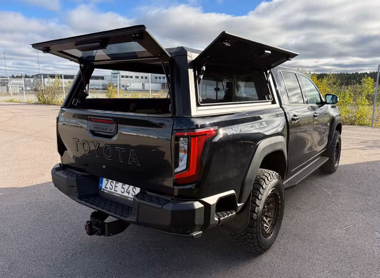 Rival Hardtop flakkåpa aluminium Toyota Hilux D/C 2027+
