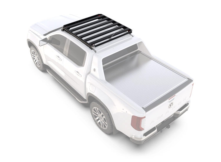 Front Runner Slimline 3 - monterad på Volkswagen Amarok sedd snett bakifrån och ovanifrån