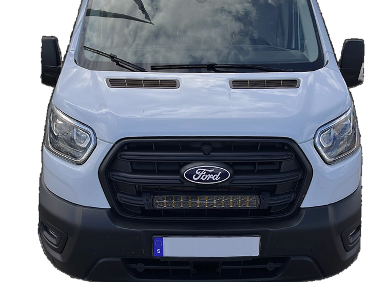Extraljuskit NEAT SC Dual Rage 600 Ford Transit 2019+ – monterat på bilen