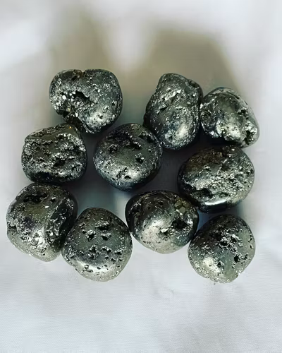 Pyrit polerade