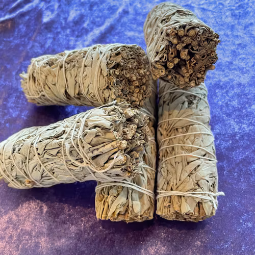 Rökelse Vit Salvia i butiken (13cm ca 75g)