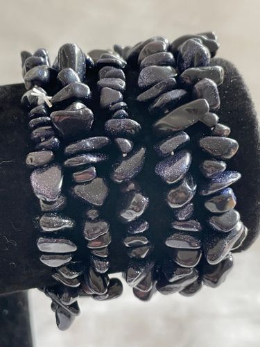Armband med blå Guldstenchips