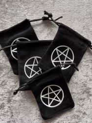 Sammetspåse med Pentagram (liten)
