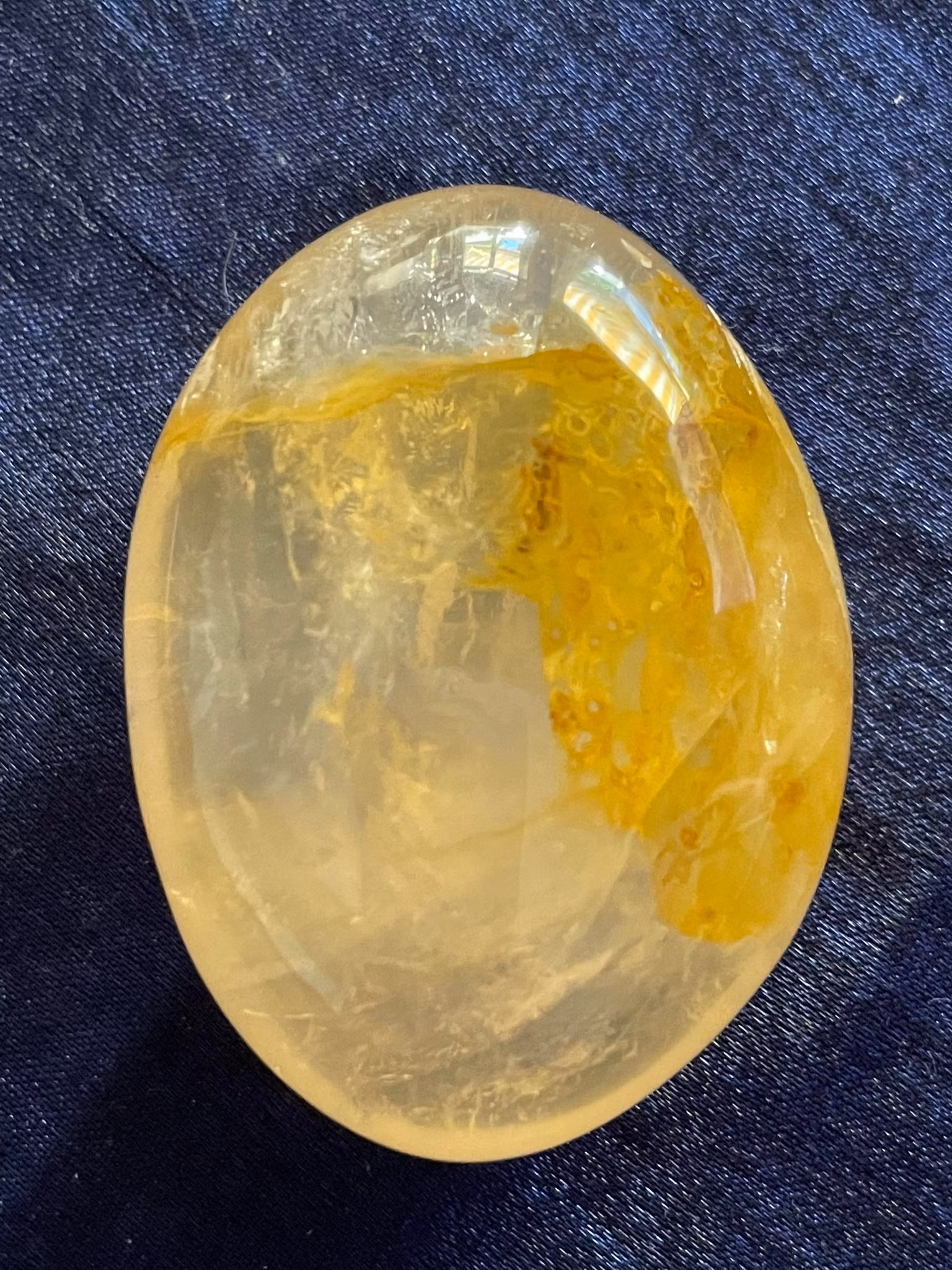 På bilden visas en fantastiskt vacker Goldenhealer i Palmstone