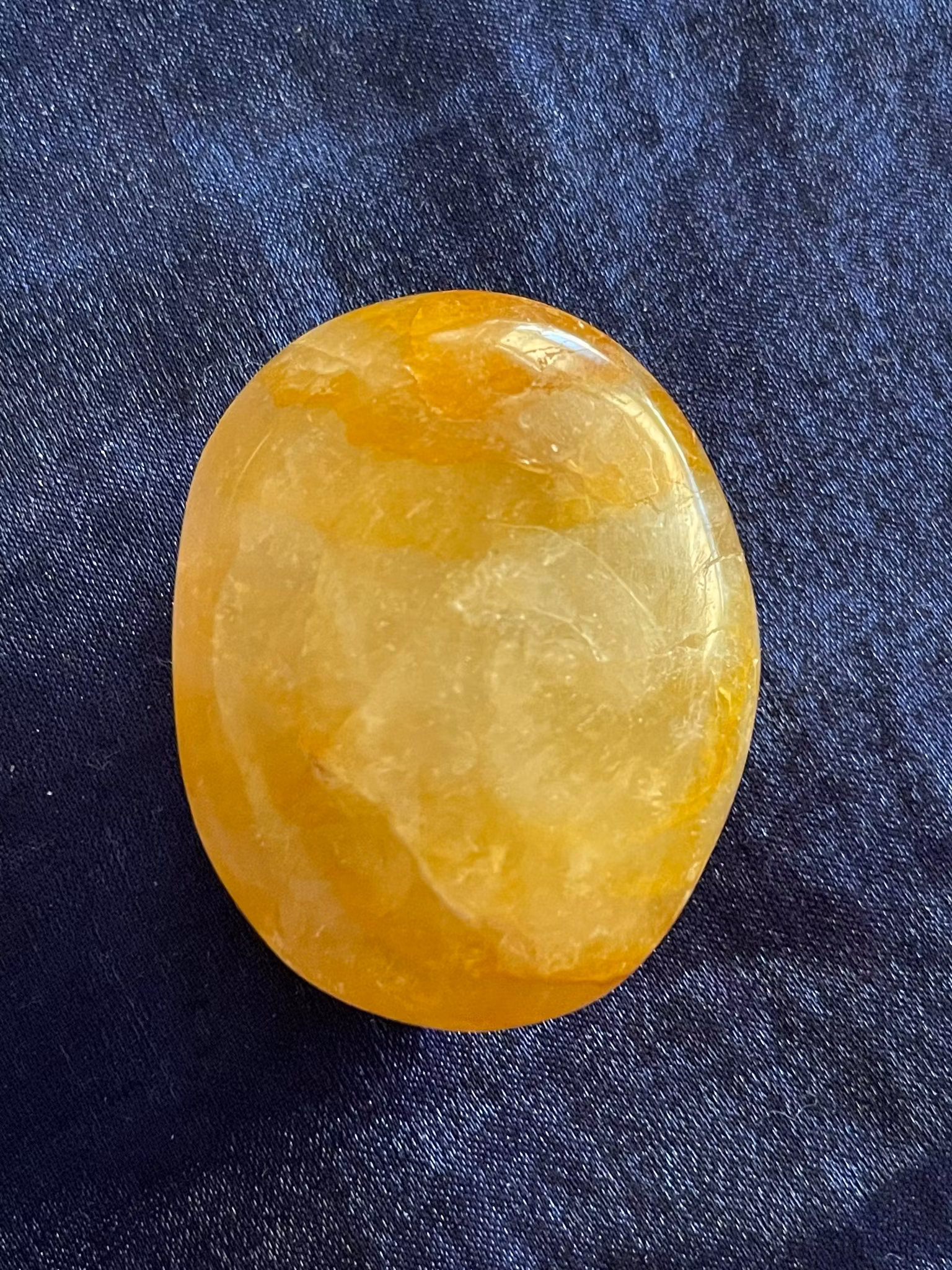 På bilden visas en fantastiskt vacker Goldenhealer i Palmstone