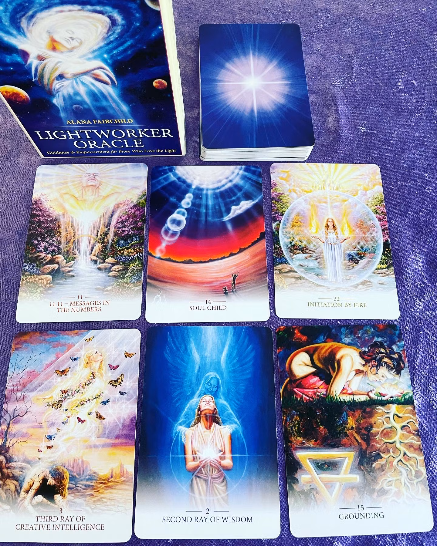 Lightworker Oracle (engelsk text)