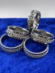 Ring Klothållare (silverfärgad)