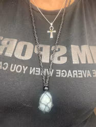 Makraméhalsband för kristall (svart)