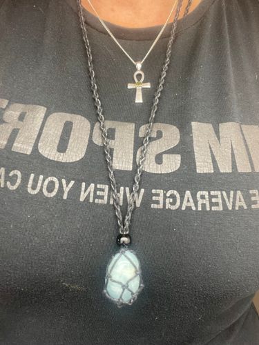 Makraméhalsband för kristall (svart)
