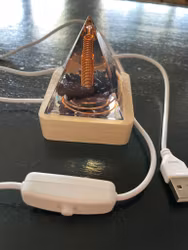 Lampa (fyrkantig) till pyramider/kristaller