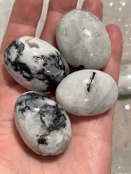 Månsten vit cuddlestone