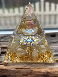 Orgonitpyramid (nr12)