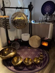 Gongbad i liten grupp 24/11-25 (fullbokat)