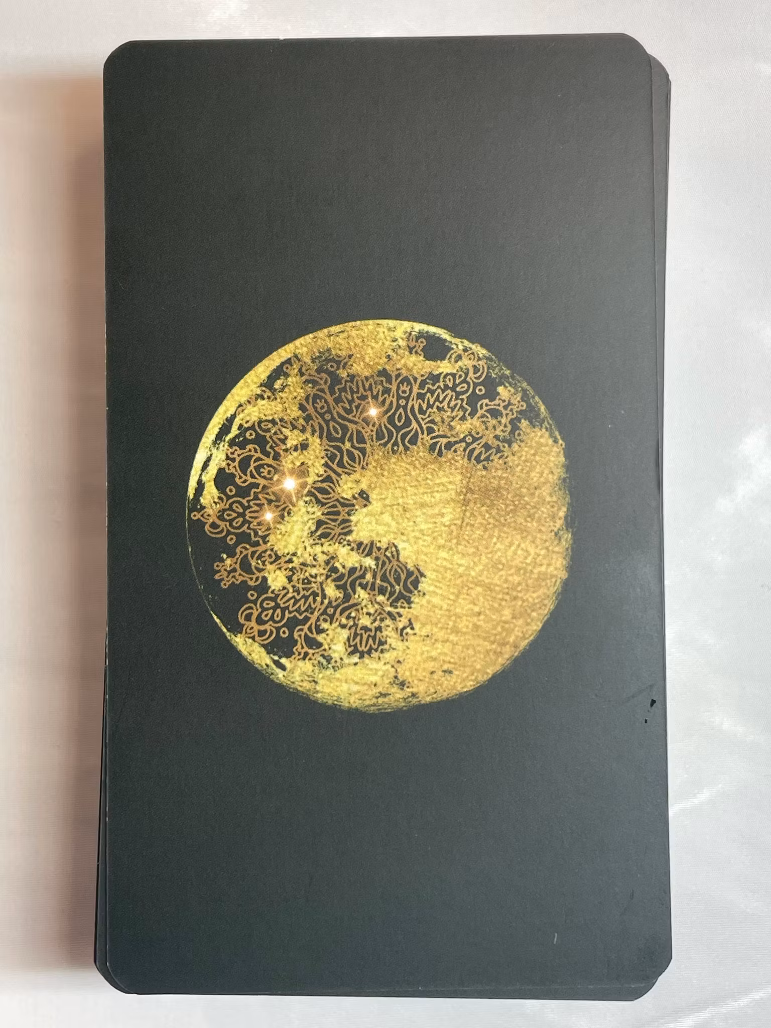 Tarot, bland väsen, väktare & uråldrig visdom