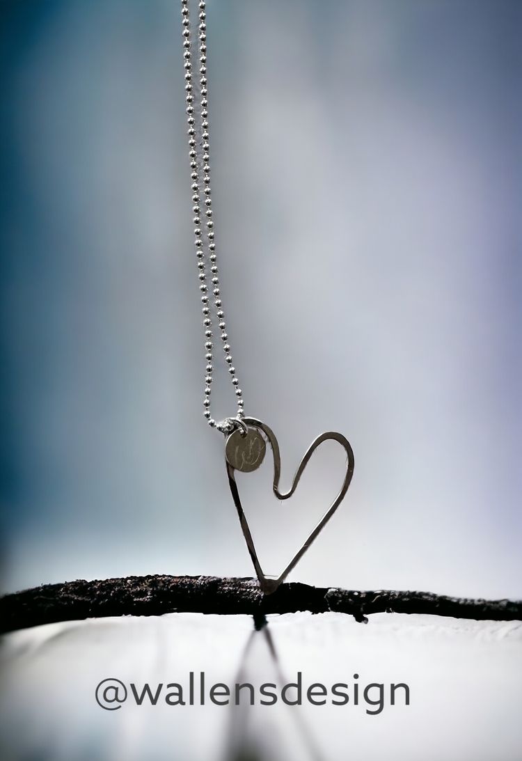 LOVE Original Silverhjärta - small