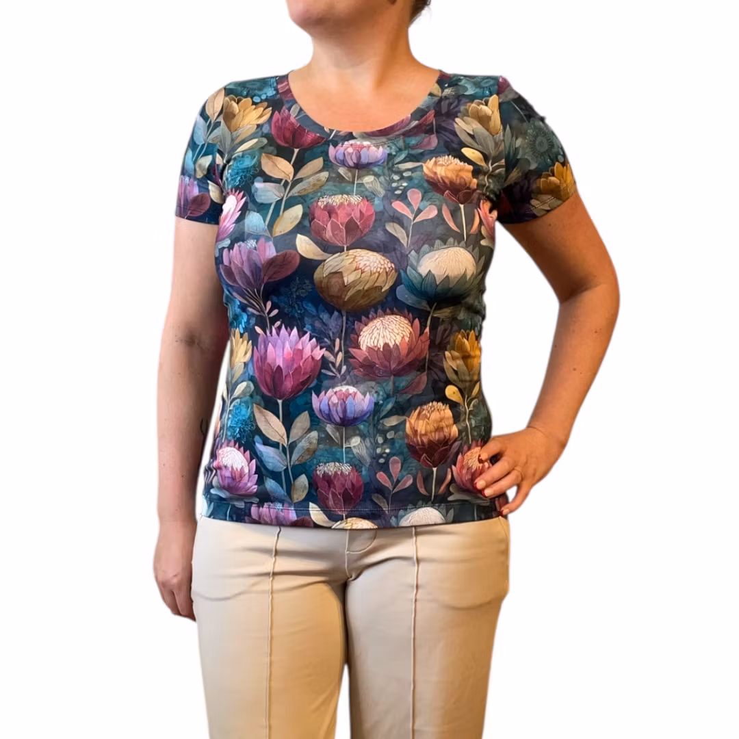 Jenna Topp Kort Ärm - Eget Tygval