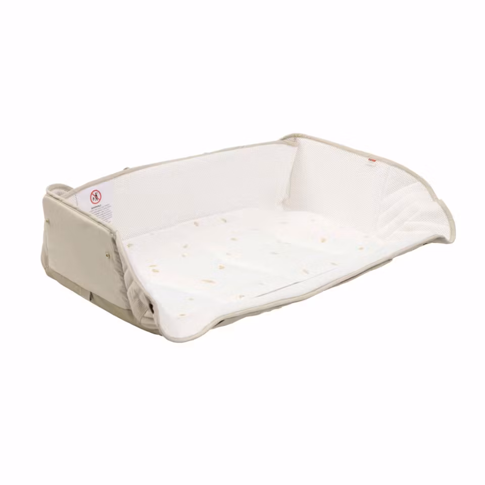 CARRY ME - Pustende og myk bærebag Svart