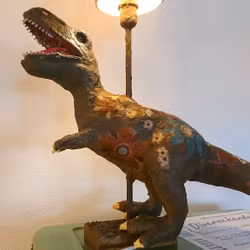Dinosaurie-Lampa Återbruk 2.0