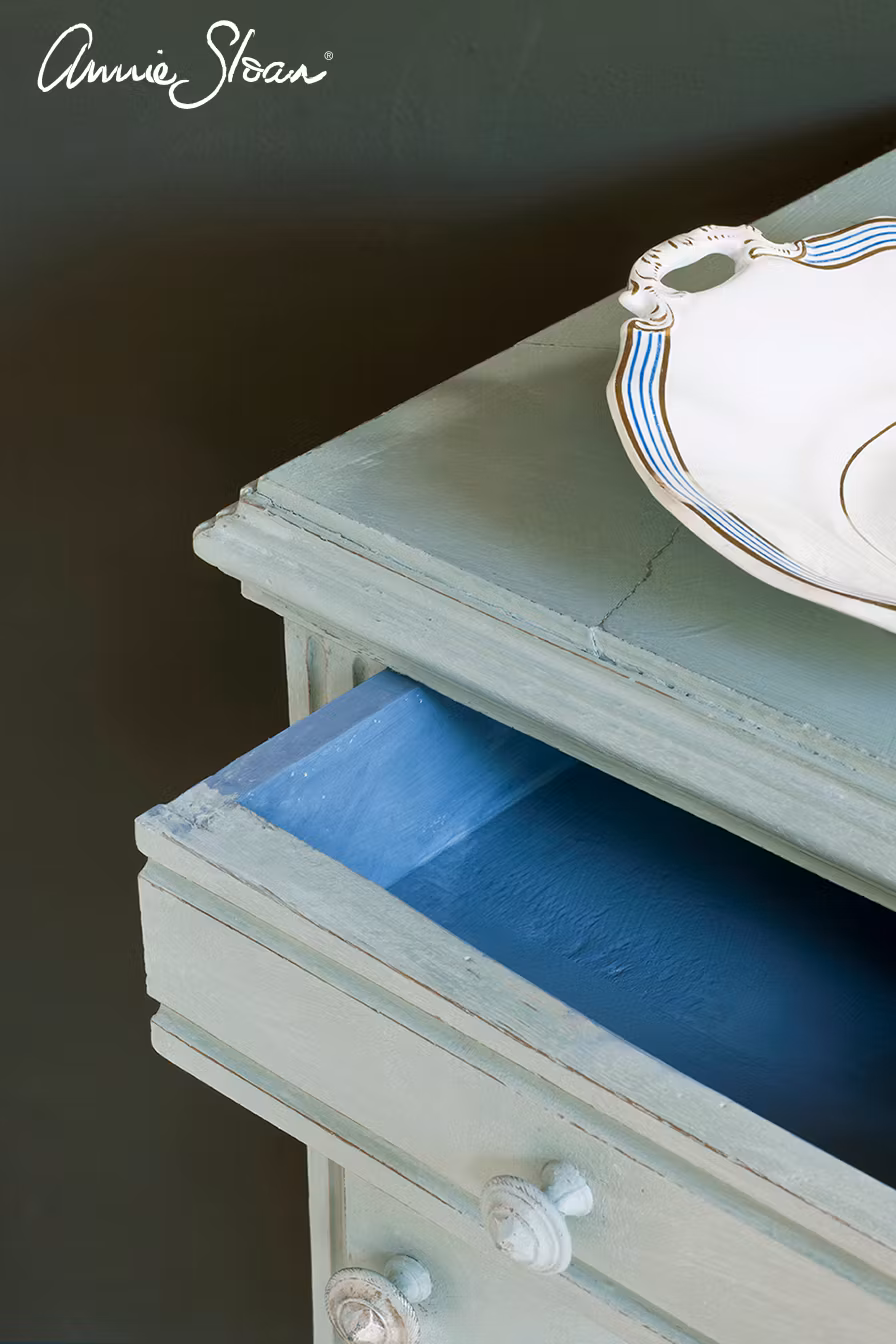Annie Sloan Chalk paint Duck Egg Blue målat skåp låda Glada ungmöns diversehandel bild 6