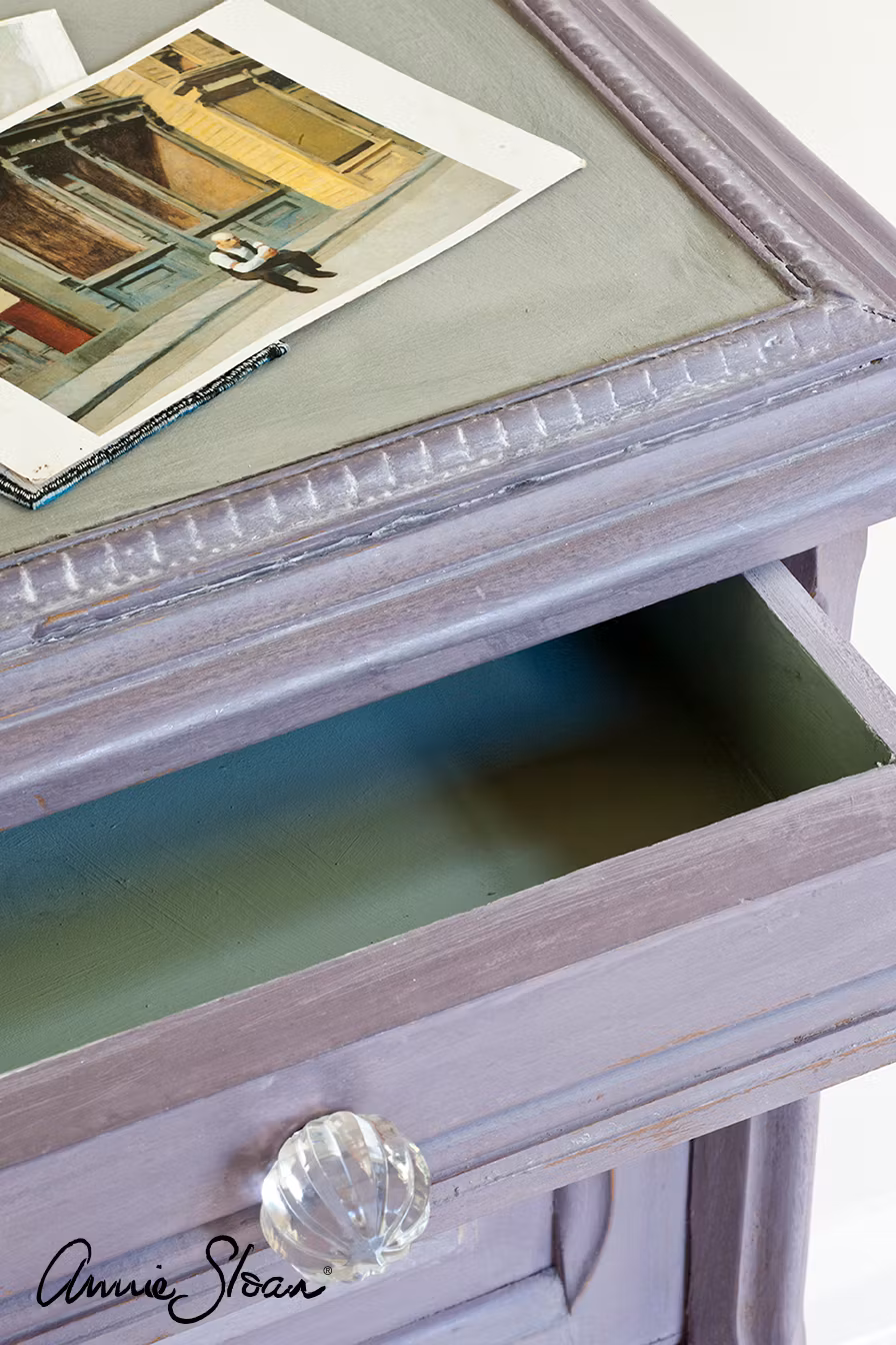 Annie Sloan Chalk paint Emile målat skåp Glada ungmöns diversehandel bild 6