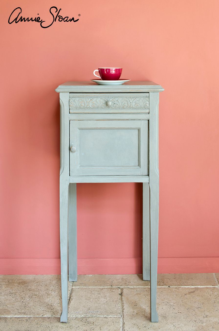 Annie Sloan Chalk paint French Linen målat skåp Glada ungmöns diversehandel bild 9