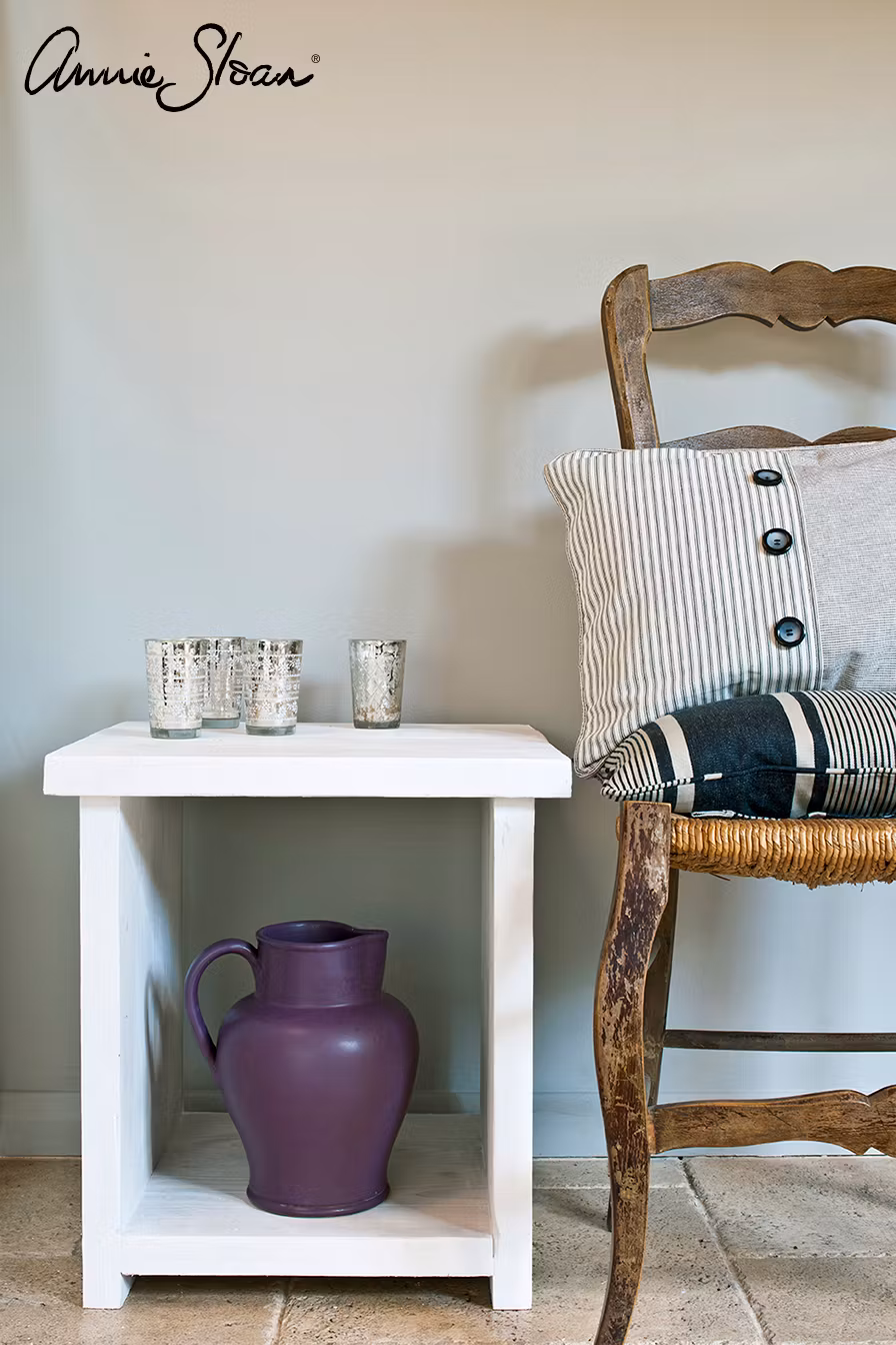 Annie Sloan Chalk paint Pure målat skåp Glada ungmöns diversehandel bild 7