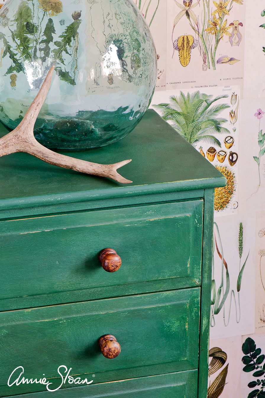 Annie Sloan Chalk paint Amsterdam green kalkfärg Glada ungmöns diversehandel 8