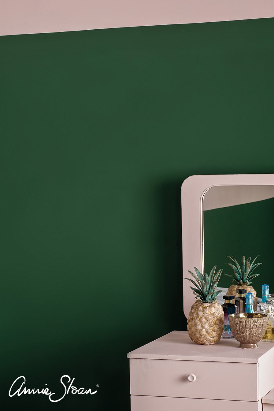 Annie Sloan Chalk paint Antoinette målad stol vägg amsterdam green Glada ungmöns diversehandel bild 10