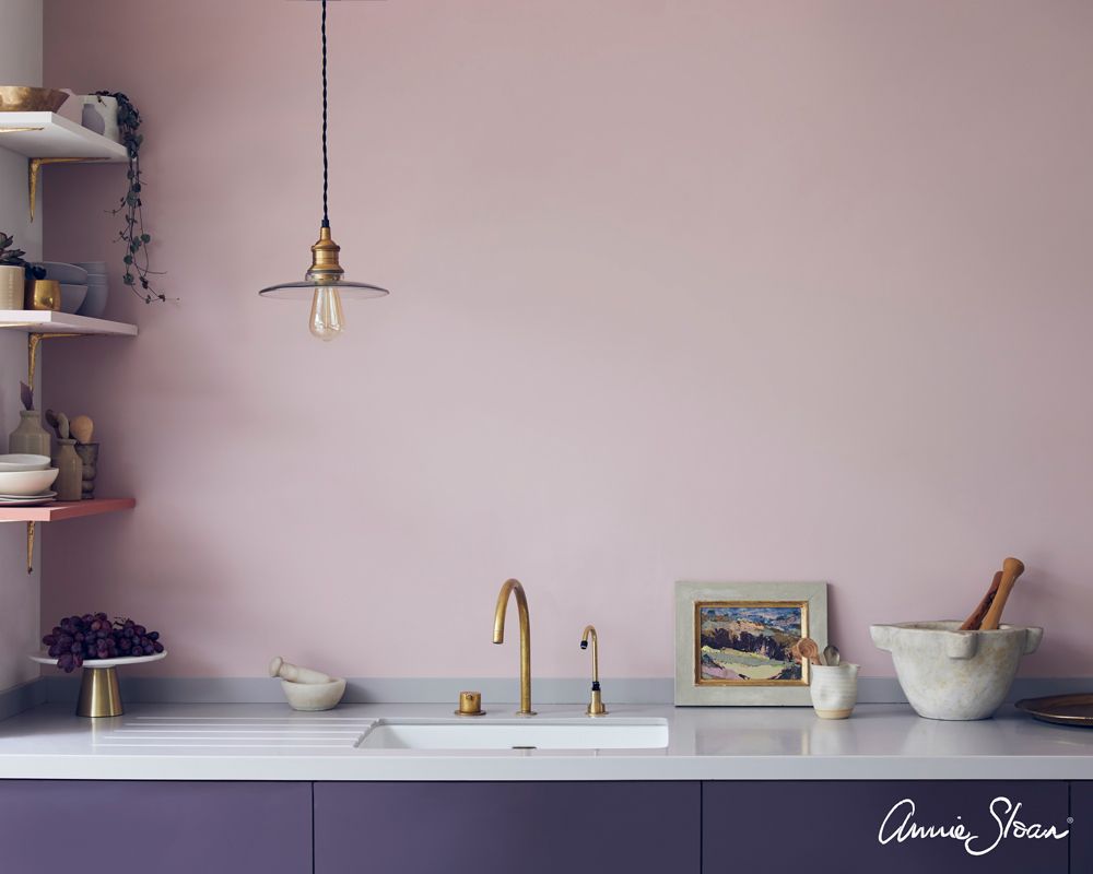 Annie Sloan Chalk paint Antoinette målad vägg kök Glada ungmöns diversehandel bild 14
