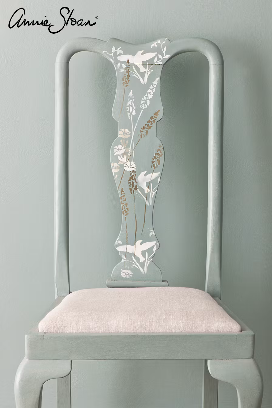 Annie Sloan Chalk paint Duck Egg Blue målad stol Glada ungmöns diversehandel bild 7