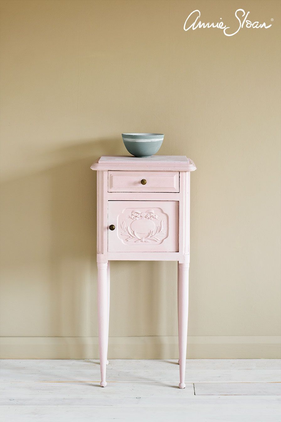 Annie Sloan Chalk paint Antoinette målad byrå Glada ungmöns diversehandel 14