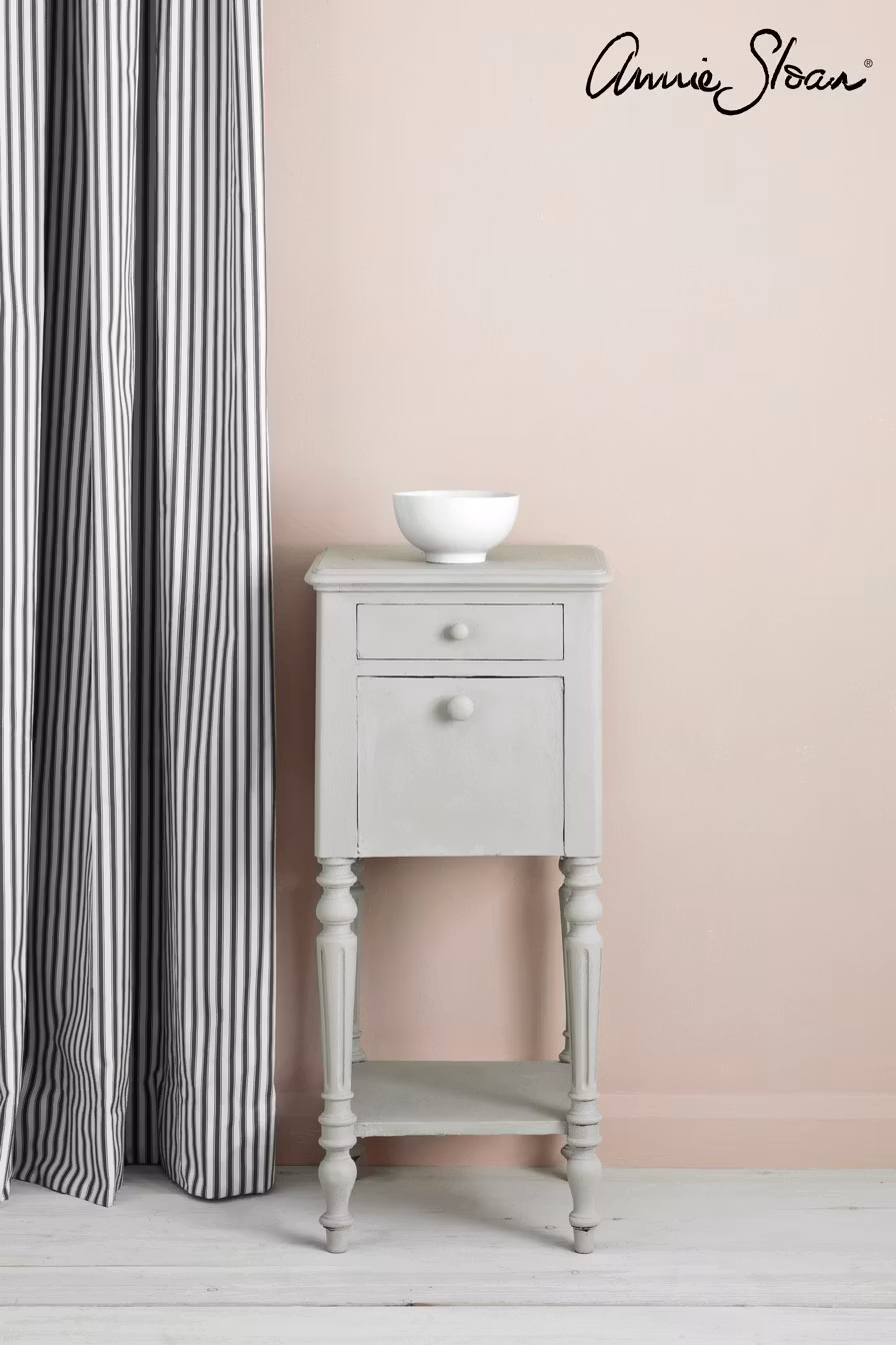 Annie Sloan Chalk paint Chicago  Grey målat bord Glada ungmöns diversehandel bild 9