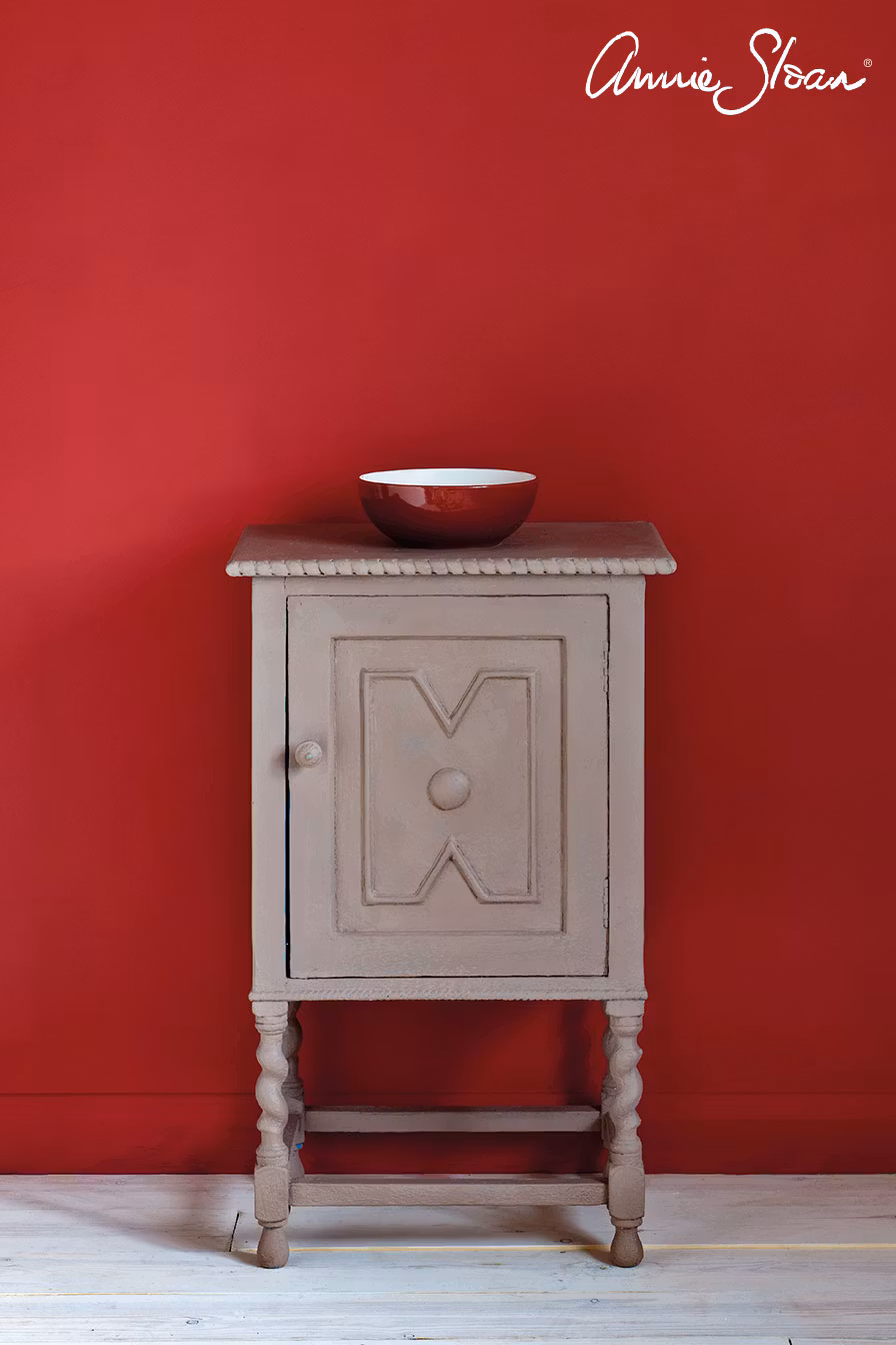 Annie Sloan Chalk paint Coco målad byrå Glada ungmöns diversehandel bild 8