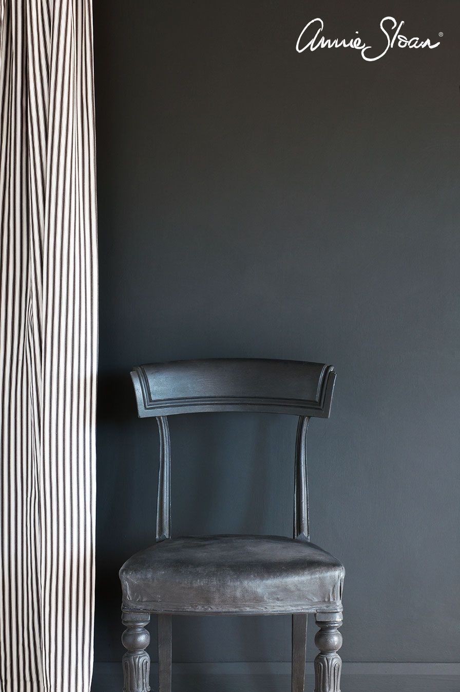 Annie Sloan Wall Paint Graphite, Väggfärg, mörkt grå, svagt svart, blyertsgrå, Glada Ungmön