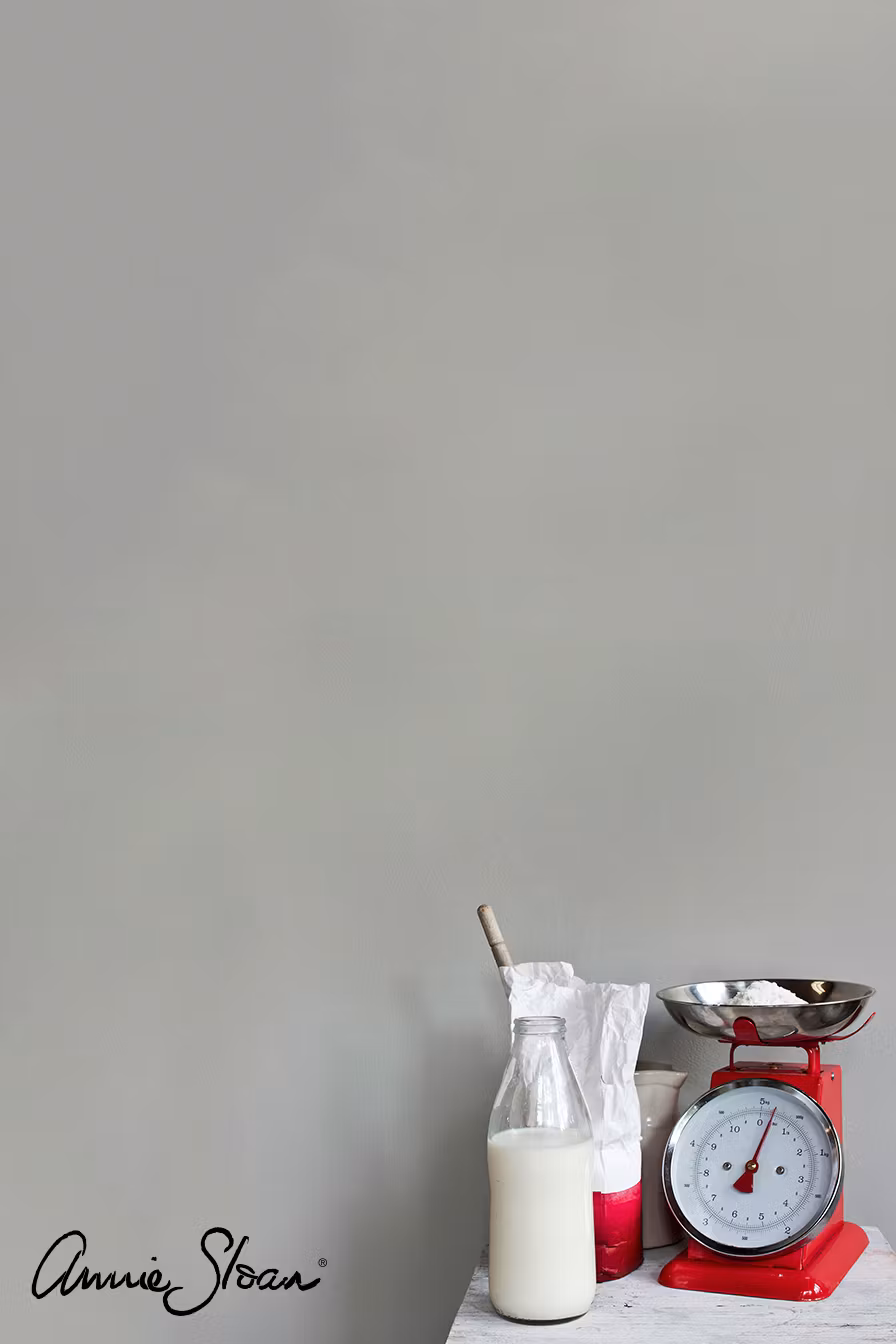 Annie Sloan Wall Paint  Paris Grey, Väggfärg Grå, mild, Glada Ungmön