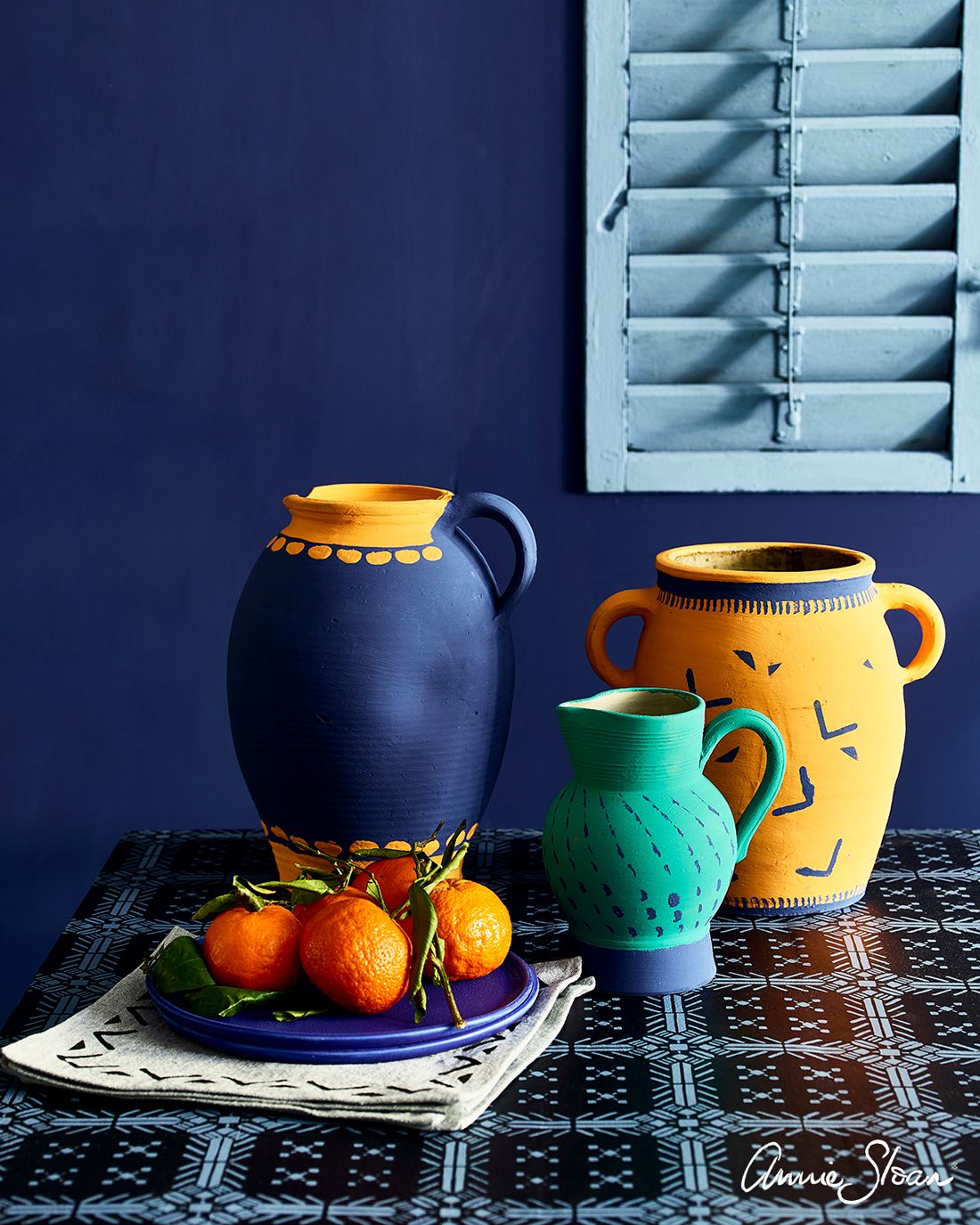 Annie Sloan Wall Paint Napoleonic Blue Väggfärg, Mörkblå, Midnattsblå, Glada Ungmön