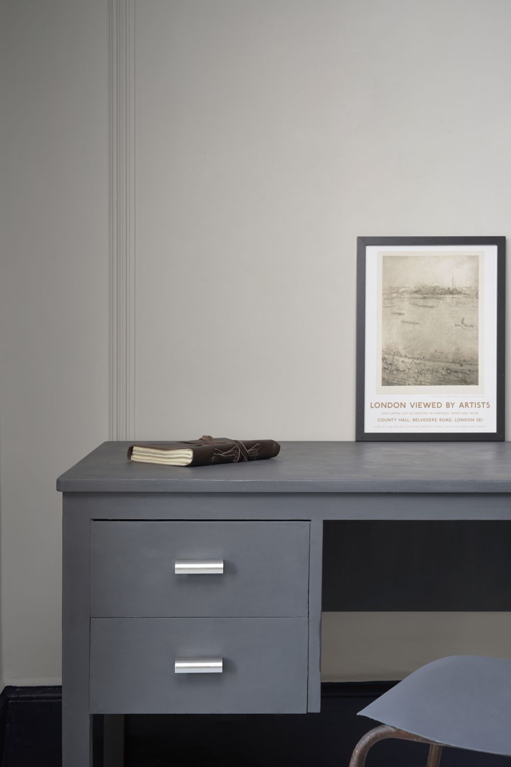 Annie Sloan  Whistler Grey Chalk Paint™  möbel Glada ungmöns diversehandel 9