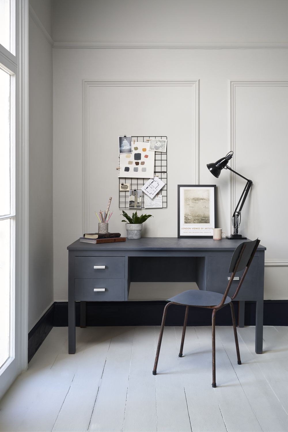 Annie Sloan  Whistler Grey Chalk Paint™  möbel Glada ungmöns diversehandel 8